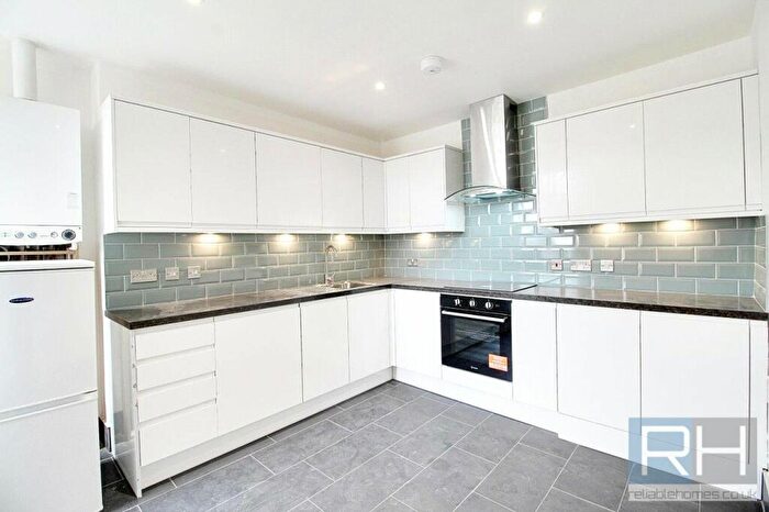 1 Bedroom Apartment To Rent In Topsfield Parade, Crouch End, London, N8