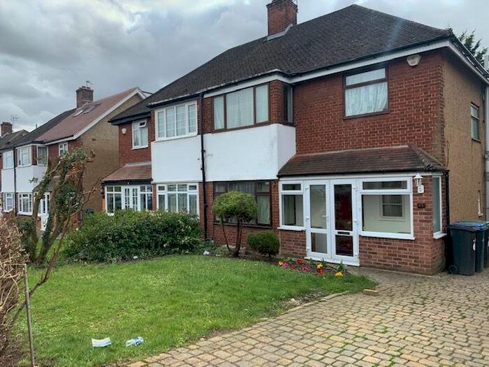 4 Bedroom Terraced House To Rent In Chandos Avenue, Southgate, N14