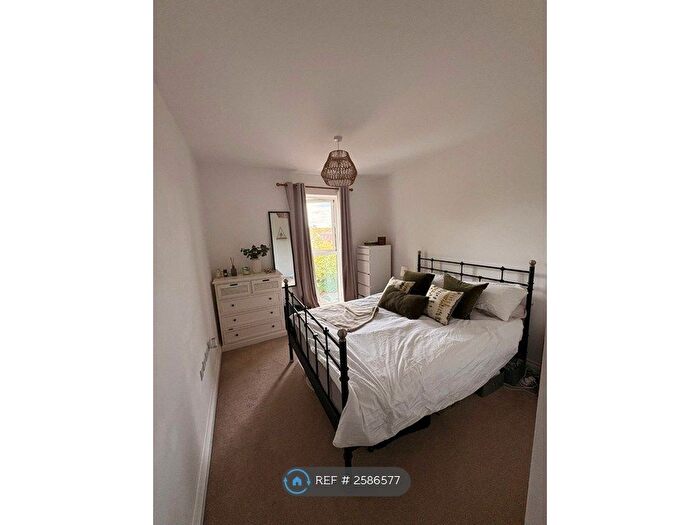 1 Bedroom Flat To Rent In Roland Street, St Albans, AL1