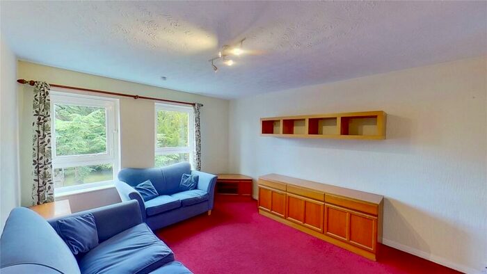 2 Bedroom Flat To Rent In Restalrig Drive, Edinburgh, EH7