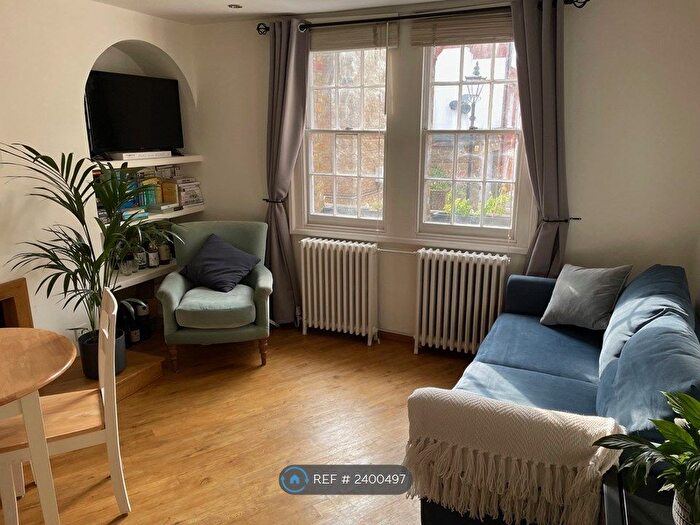 1 Bedroom Flat To Rent In Rawstorne Street, London, EC1V