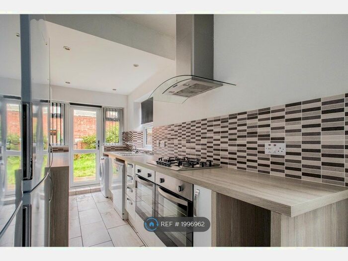 5 Bedroom Terraced House To Rent In Northfield Road, Coventry, CV1