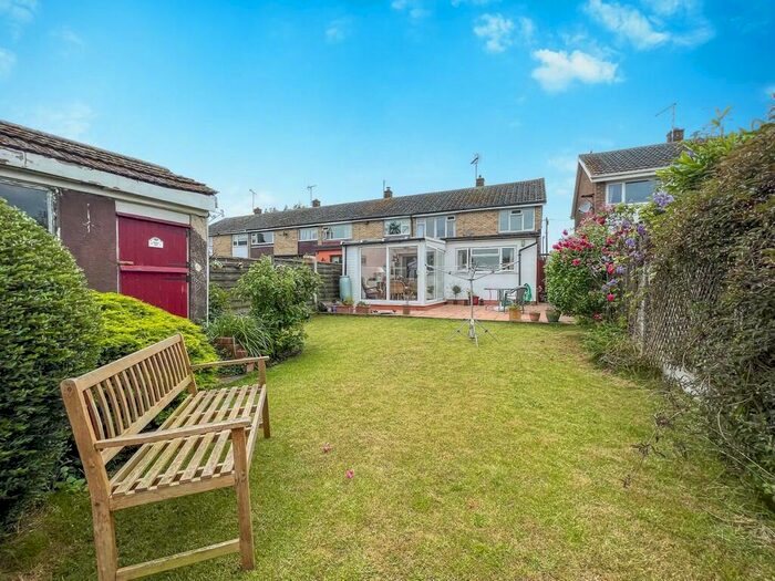 3 Bedroom End Of Terrace House For Sale In Althorne Way, Canewdon, Rochford, SS4