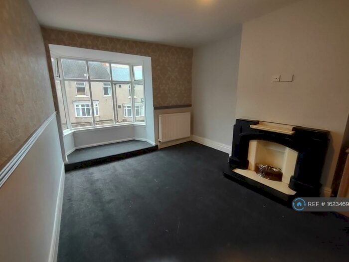 2 Bedroom Flat To Rent In Clyde Terrace, Spennymoor, DL16