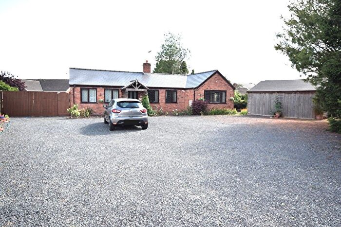 3 Bedroom Detached Bungalow For Sale In Apple Grove, Market Drayton, Shropshire, TF9