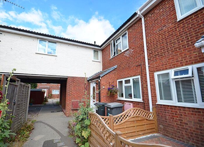 2 Bedroom Terraced House To Rent In Chesildene Avenue, Bournemouth, BH8