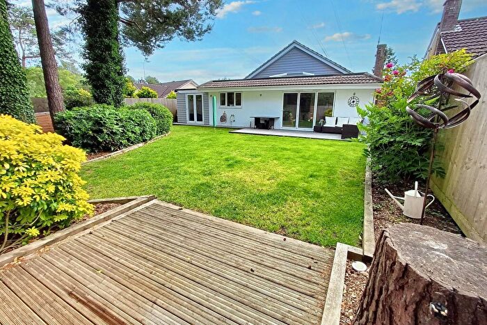 4 Bedroom Detached Bungalow For Sale In Verwood, BH31