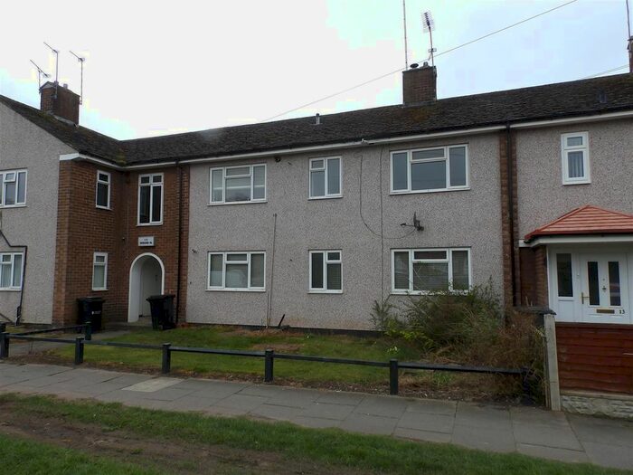 2 Bedroom Flat To Rent In Frobisher Road, Neston, CH64