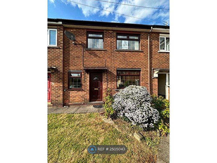 4 Bedroom Terraced House To Rent In Mansfield Road, Rochdale, OL11