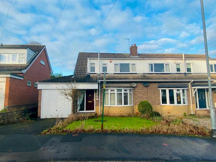 3 Bedroom Property To Rent In The Spinney, Sandal, Wakefield, WF2