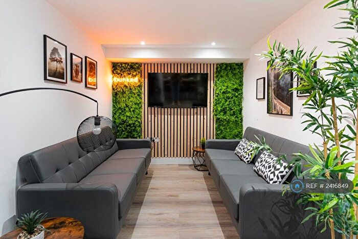 6 Bedroom Terraced House To Rent In Oving Road, Chichester, PO20