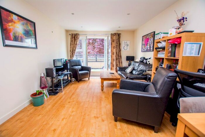 1 Bedroom Property To Rent In Pembroke Road, Ruislip Manor, Ruislip HA4