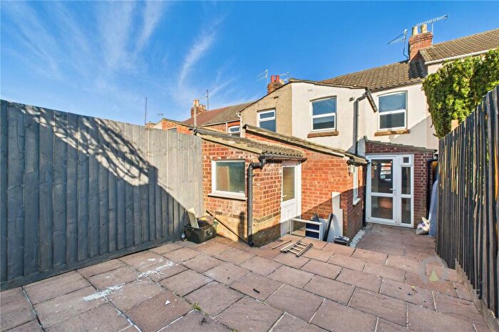 3 Bedroom Terraced House To Rent In Northcote Street, Northampton, Northamptonshire, NN2