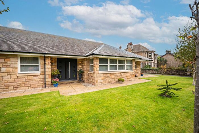 4 Bedroom Bungalow For Sale In Abbotshall Road, Kirkcaldy, KY2