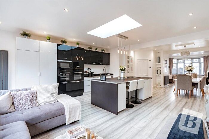 4 Bedroom Semi-Detached House For Sale In Winifred Avenue, Hornchurch, RM12