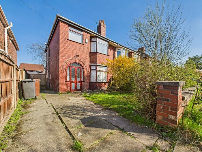 3 Bedroom Semi Detached House To Rent In Mort Lane, Tyldesley, M29