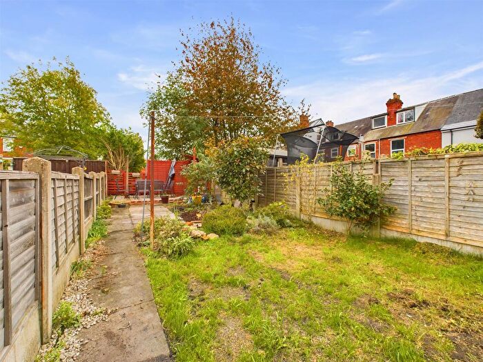 2 Bedroom End Of Terrace House To Rent In Bestwood Road, Bulwell, Nottingham, NG6