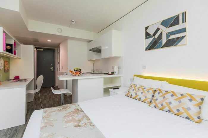 Property To Rent In Yara Studio, St. Anne's Road, Holland Park, London, W11