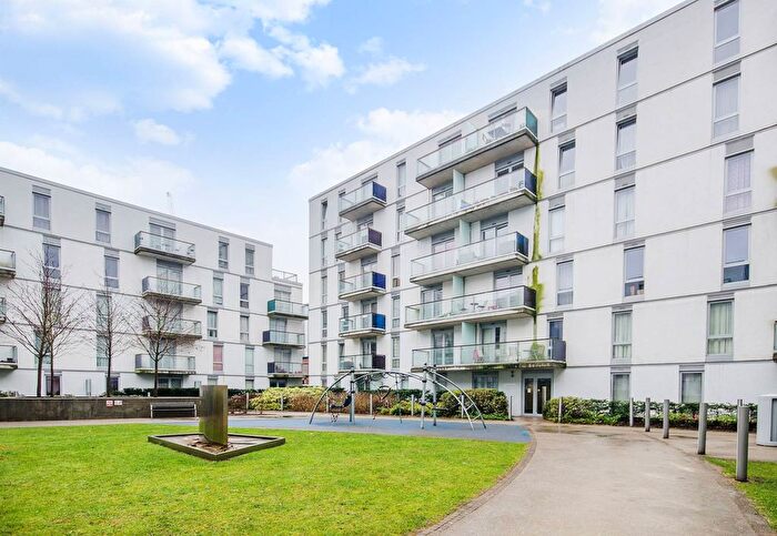 1 Bedroom Flat For Sale In Empire Way, Wembley Park, Wembley, HA9