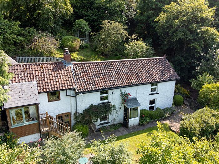 2 Bedroom Cottage For Sale In Bell Hill, Lydbrook, GL17