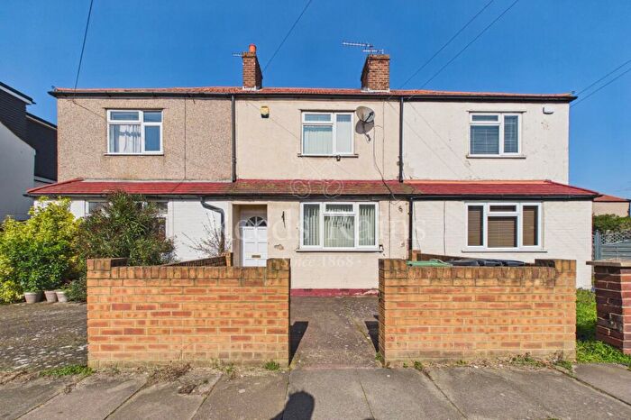 2 Bedroom Terraced House For Sale In Barham Road, Dartford, Kent, DA1