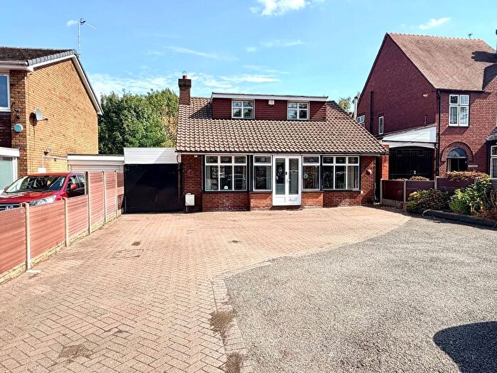 4 Bedroom Detached Bungalow For Sale In Pear Tree Lane, Wednesfield, Wolverhampton, WV11