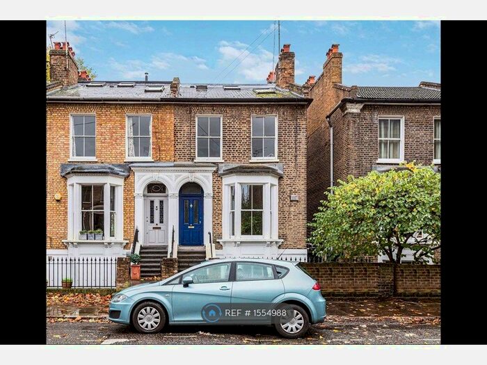 2 Bedroom Maisonette To Rent In Penshurst Road, London, E9