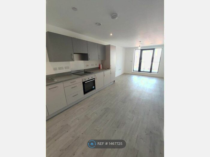 2 Bedroom Flat To Rent In Fortis Quay, Manchester, M50