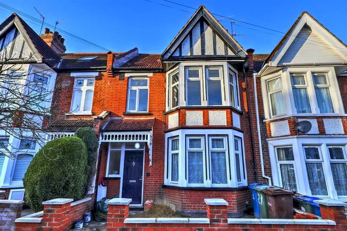 4 Bedroom Terraced House To Rent In Devonshire Road, Harrow, HA2
