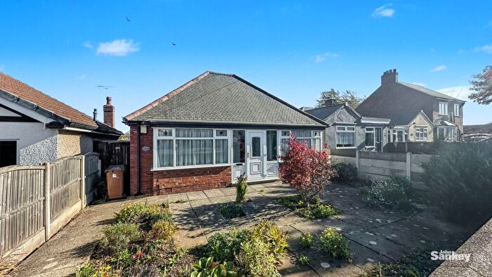 2 Bedroom Detached Bungalow For Sale In Chesterfield Road North, Pleasley, NG19