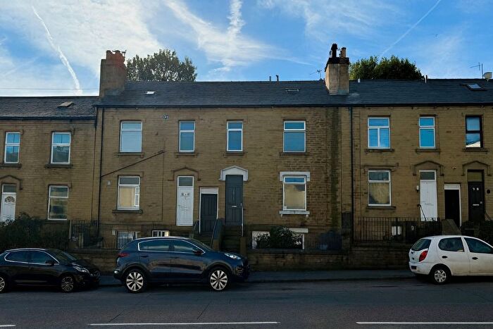 4 Bedroom Terraced House For Sale In Manchester Road, Huddersfield, West Yorkshire, HD1