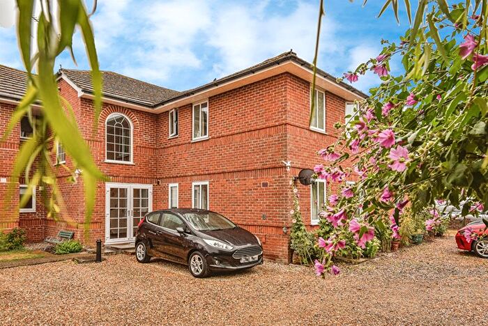 2 Bedroom Flat For Sale In Old Granary Lane, Amesbury, Salisbury, SP4