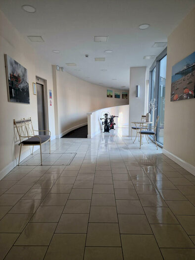 3 Bedroom Apartment To Rent In Royal View, Grand Parade, Brighton, BN2