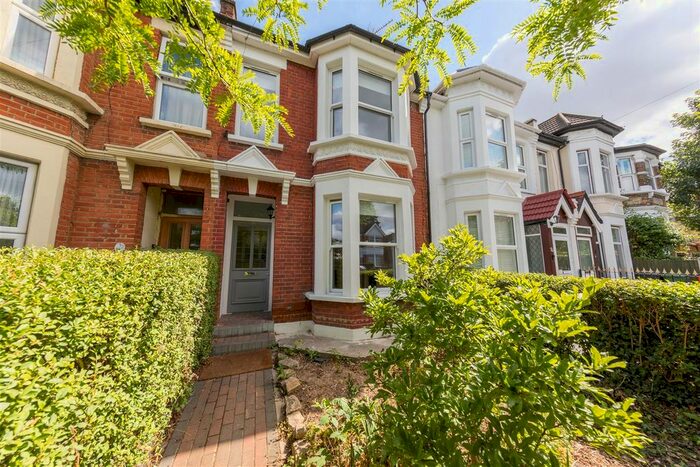 3 Bedroom Terraced House To Rent In Queens Road, London, E11