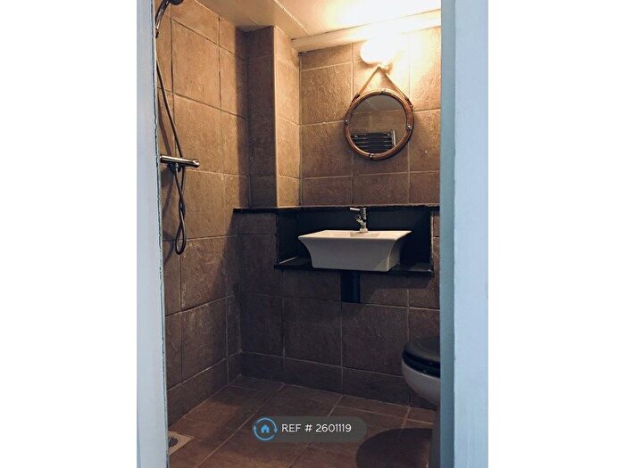 1 Bedroom Semi-Detached House To Rent In Boase Street, Newlyn, TR18