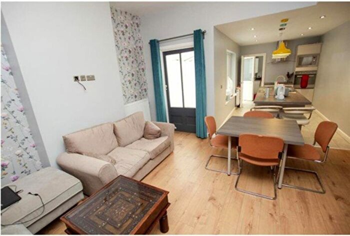 5 Bedroom House To Rent In Pershore Road, B29