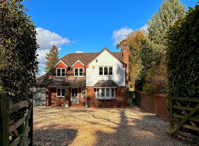 4 Bedroom Detached House For Sale In Curridge Road, Curridge, Thatcham, RG18