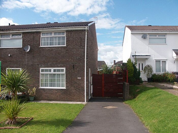2 Bedroom Link Detached House For Sale In Mackworth Drive, Cimla, Neath., SA11