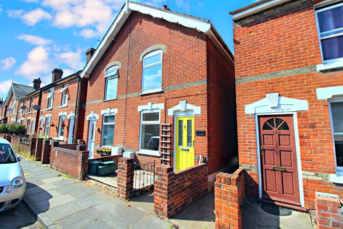 3 Bedroom Property To Rent In Canterbury Road, Colchester, CO2