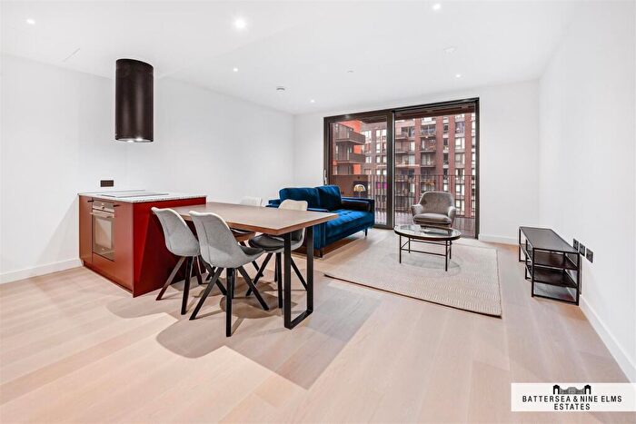 2 Bedroom Apartment To Rent In The Modern, Embassy Gardens, SW11