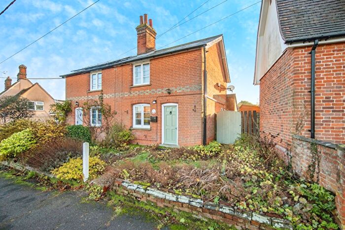 2 Bedroom Cottage For Sale In The Street, Copdock, Ipswich, IP8