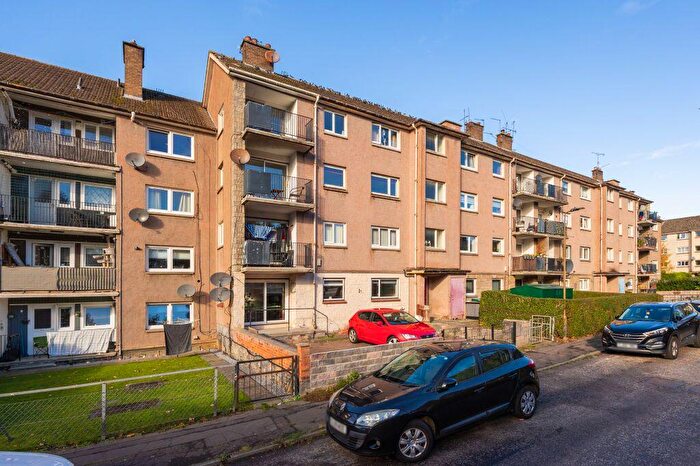 2 Bedroom Flat For Sale In / Ardshiel Avenue, Edinburgh, EH4
