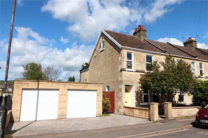 3 Bedroom End Of Terrace House For Sale In West Avenue, Oldfield Park, Bath, BA2