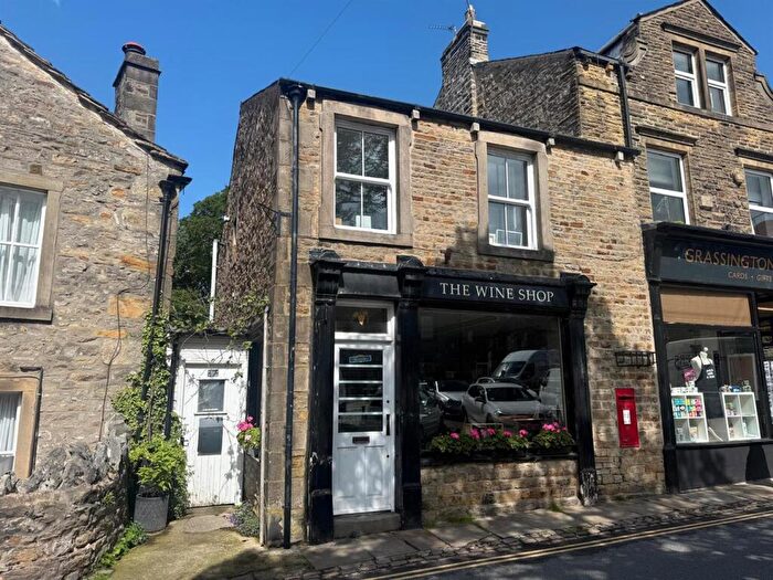 1 Bedroom Apartment To Rent In Main Street, Grassington, BD23