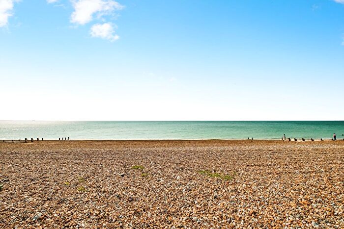 1 Bedroom Flat For Sale In Brighton Road, Worthing, West Sussex, BN11