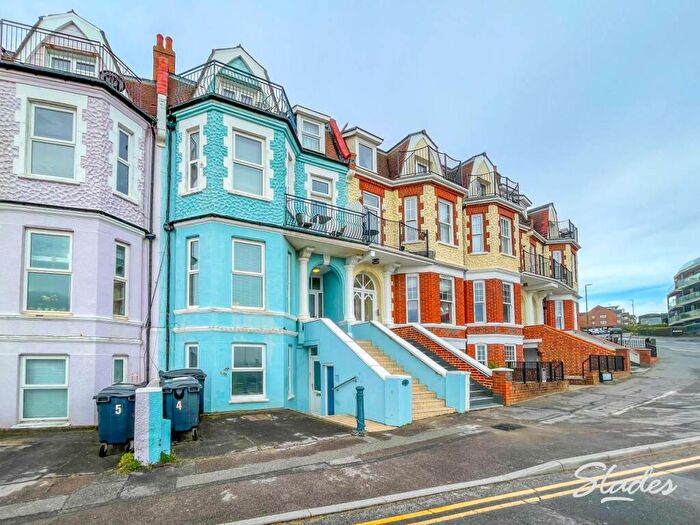 2 Bedroom Flat To Rent In Undercliff Road, Boscombe, Bournemouth, BH5