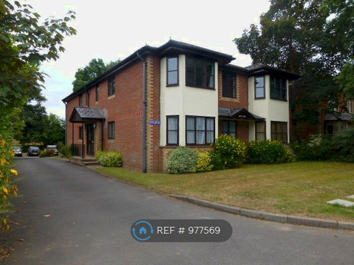 Studio To Rent In Penlee House, Woking, GU22