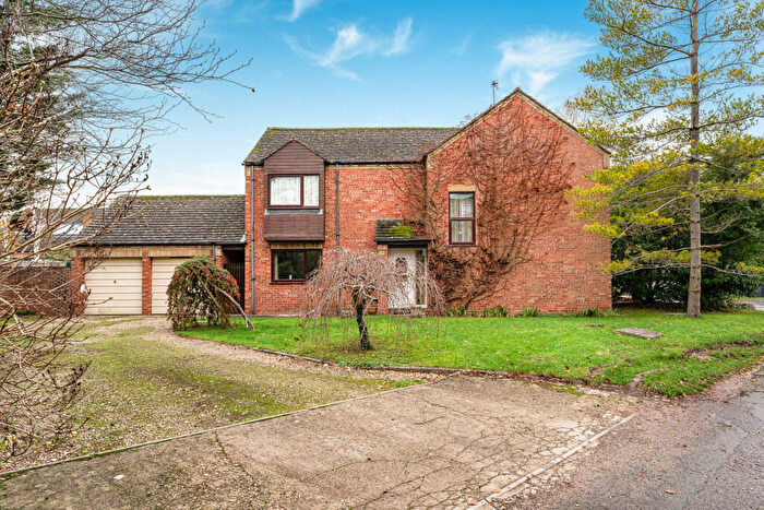 4 Bedroom Detached House For Sale In Ludgershall Road, Ludgershall, OX25