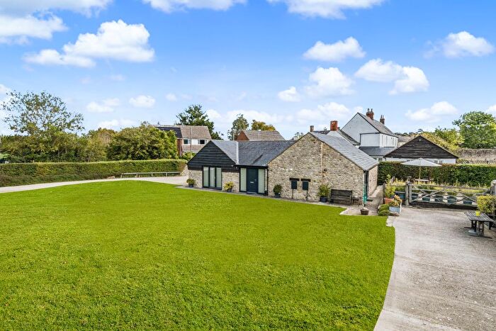 3 Bedroom Detached Bungalow For Sale In Front Lane, Blunsdon, Swindon, SN26