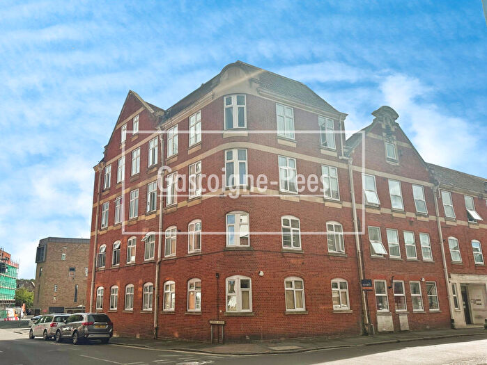 2 Bedroom Apartment To Rent In Wellington Court, Pickford Street, Aldershot, GU11